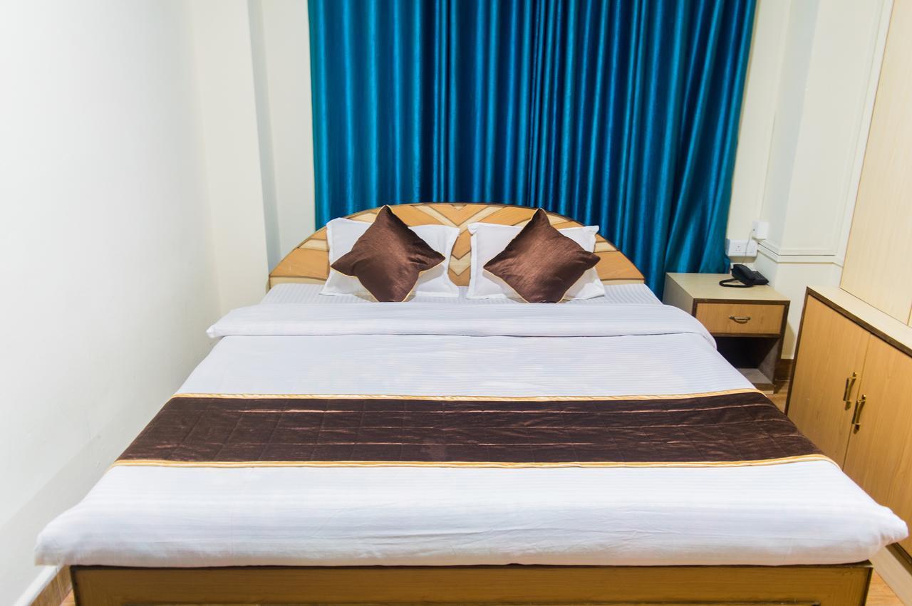 Oyo 11515 The Lily Guest House Shillong Exterior photo